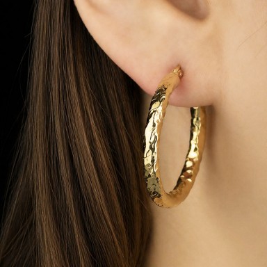 Pair of hoop earrings in 925 silver gold plated hammered 2.5 cm