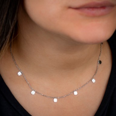 Choker with micro stainless steel four-leaf clovers