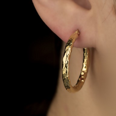 Pair of hoop earrings in 925 silver gold plated hammered 2.5 cm