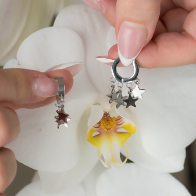 Earrings with stars in stainless steel