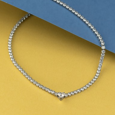 Stainless steel necklace with white heart-shaped zircons