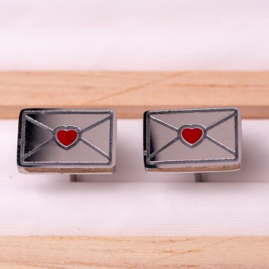 Enveloppe earrings in stainless steel