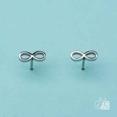 Infinity earring