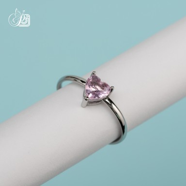 Adjustable heart ring